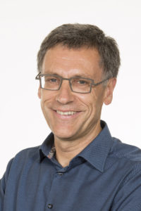 Dr Bruno L Holthof